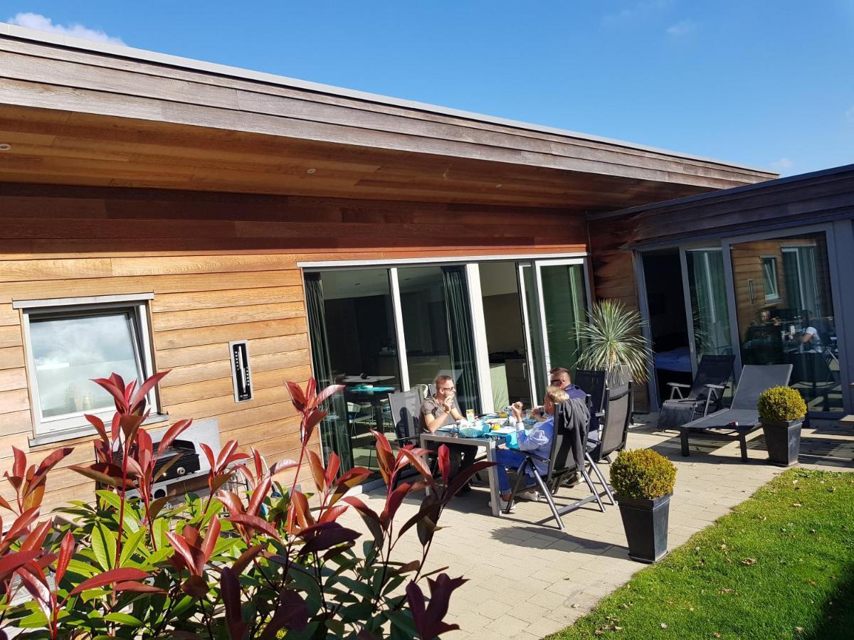 Bonnies Beach & Spa Duinnest Cadzand Exterior photo